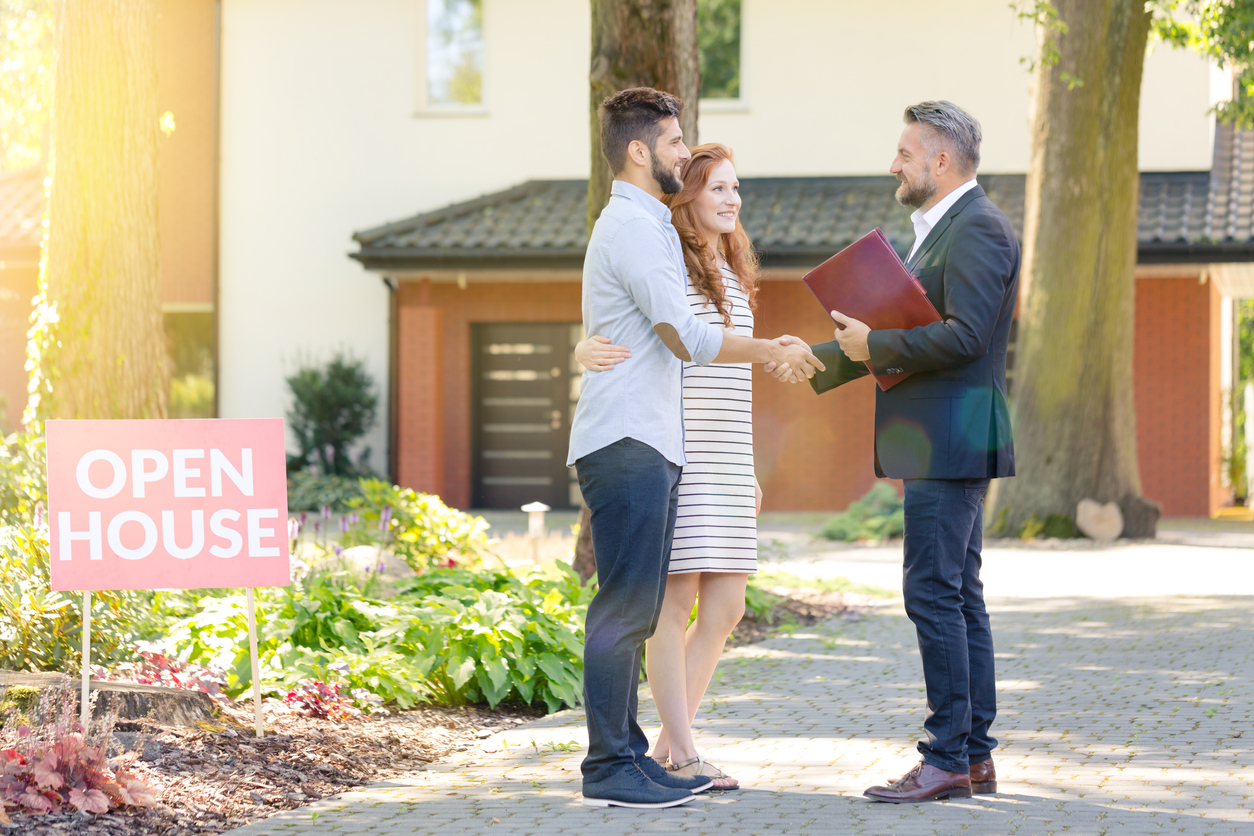 Questions To Ask Your Real Estate Agent When Selling Your Property